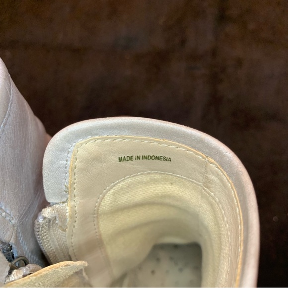 Geox cream color boots sz7 - Picture 6 of 10